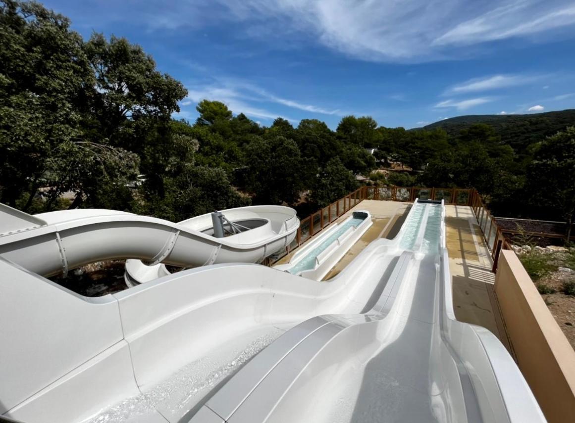 Mobil-Home Dans Camping 4* Saint-Laurent-du-Verdon Exterior foto